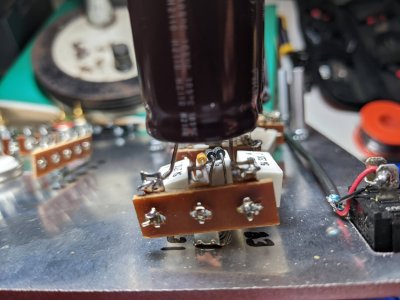 capacitor_31_33.jpg
