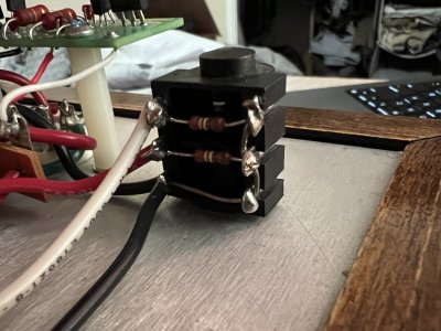 headphone jack wiring.jpg