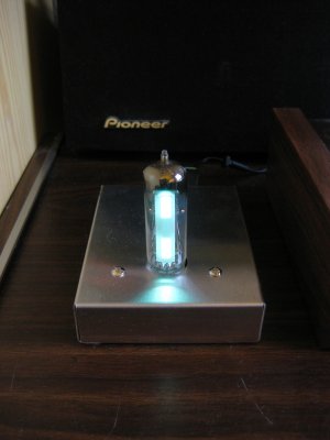 Mullard-EM84.JPG