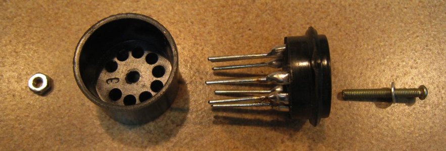 9 Pin Socket Saver 01.JPG
