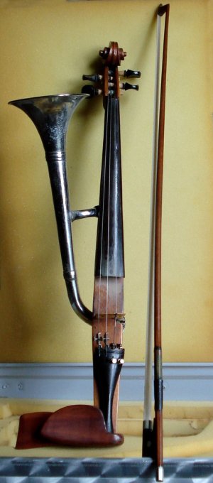 Stroh Violin.jpg