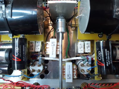 grid chokes installed.jpg