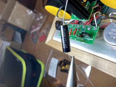DA1uf250v.jpg