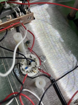12au7 socket resoldered.jpg