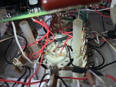 9pin socket.jpg